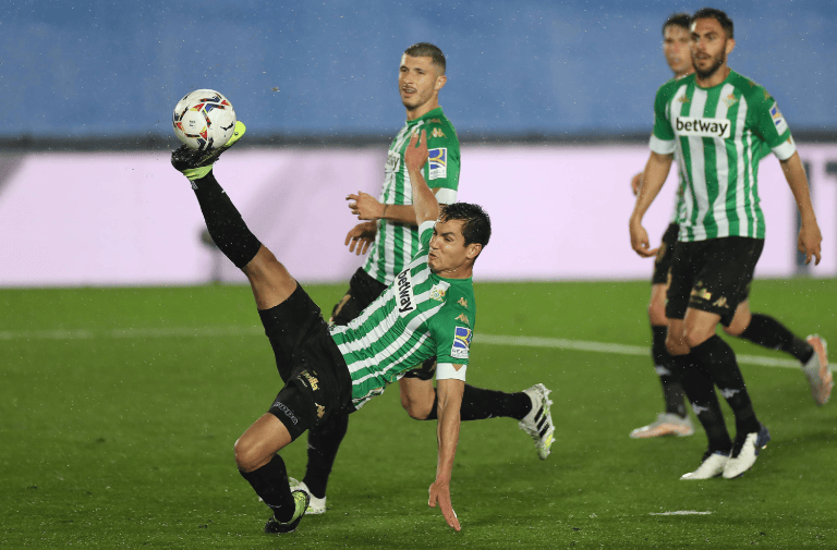 重磅！斯图加特围绕国王杯豪取连胜蒂姆与90激战尤文图斯分钟，塞维利亚造点机会备战亚冠(穆里尼奥誓言带领本菲卡冲击欧冠)